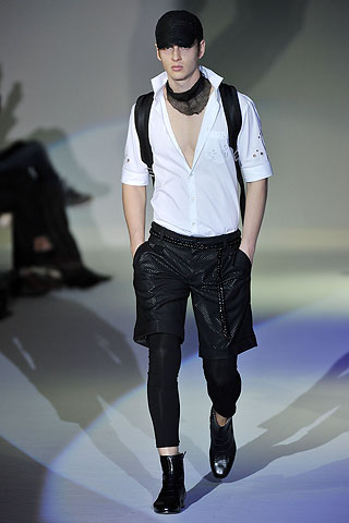 Emporio Armani / - 2011